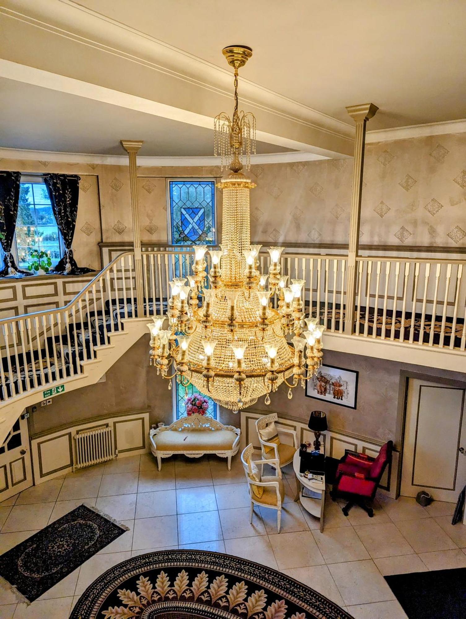 Finn Village - Loch Lomond Villa B&B - Black Room With Jacuzzi-Style Bath กลาสโกว์ ภายนอก รูปภาพ