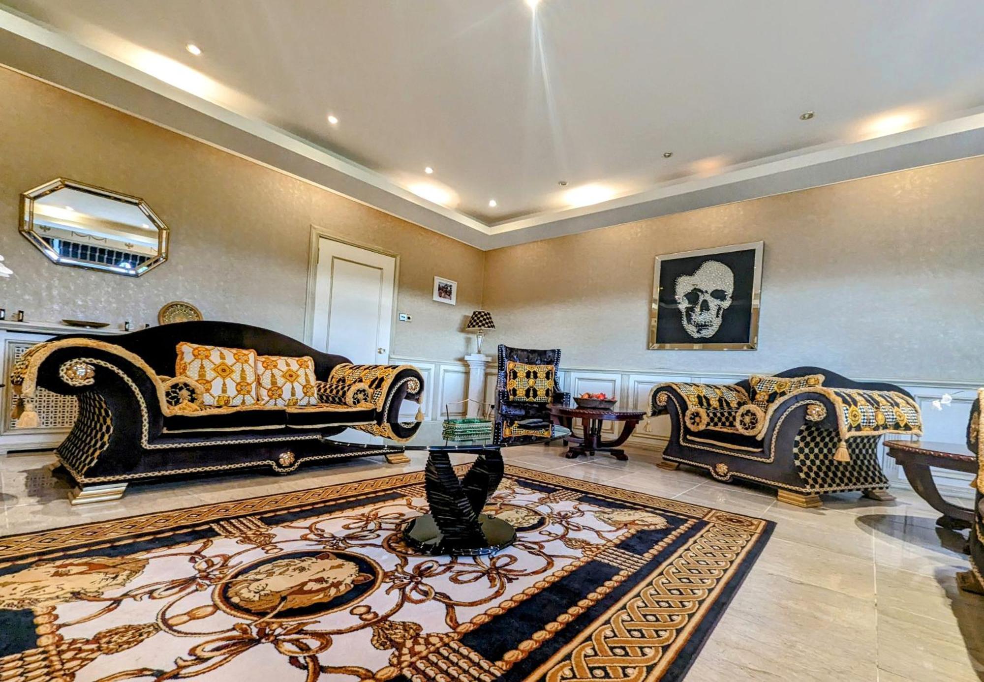 Finn Village - Loch Lomond Villa B&B - Black Room With Jacuzzi-Style Bath กลาสโกว์ ภายนอก รูปภาพ